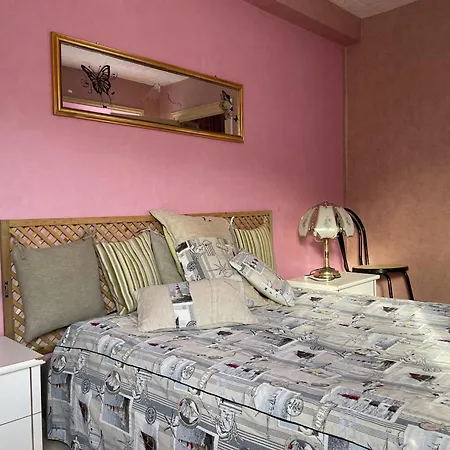 Maison De Charme à Pour Randonnées - Fr-1-489-52 * Arfeuilles